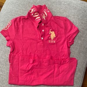 Pink US. Polo collard shirt. Size- XS. Cute detail on the collar.